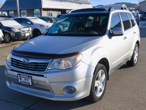 Used 2009 Subaru Forester 2.5X L.L. Bean image 2