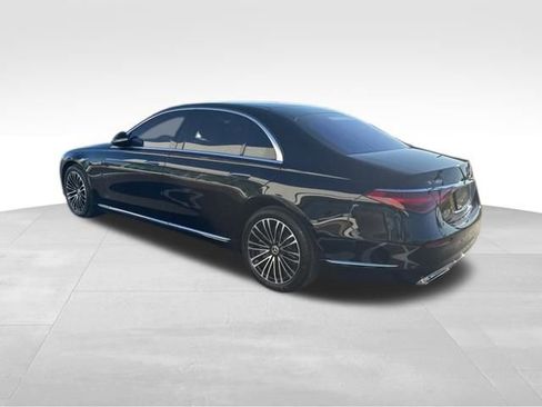 Used 2023 Mercedes-Benz S 580 4MATIC Sedan image 6