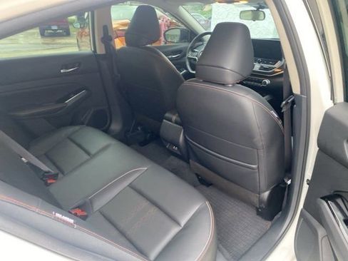 Certified 2024 Nissan Altima 2.5 SR w/ SR Premium Package image 9