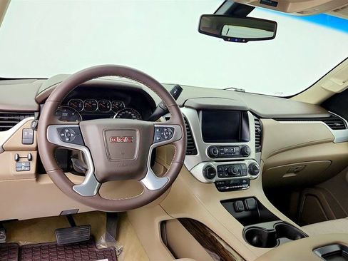 Used 2015 GMC Yukon XL SLE w/ HD Trailering Package RWD image 13