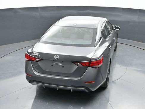 Used 2025 Nissan Sentra SV FWD image 27