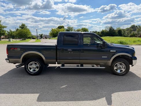 Used 2006 Ford F250 Lariat AWD/4WD image 4