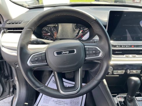 Used 2022 Jeep Compass Limited AWD/4WD image 14