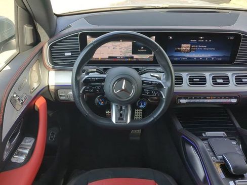 Used 2025 Mercedes-Benz GLE 53 AMG 4MATIC image 16