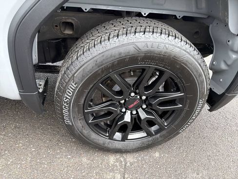Used 2024 GMC Sierra 1500 Elevation AWD/4WD image 31