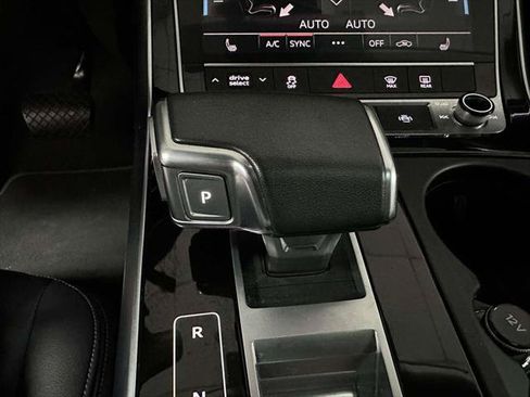Used 2023 Audi Q8 Premium w/ Convenience Package AWD/4WD image 24