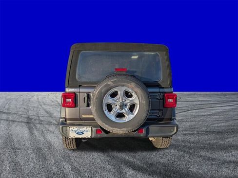 Used 2021 Jeep Wrangler Willys image 9