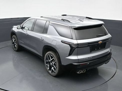 Used 2026 Chevrolet Traverse High Country w/ LPO, Floor Liner Package AWD/4WD image 37