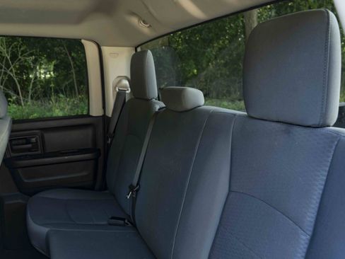 Used 2019 RAM 1500 Tradesman w/ Chrome Plus Package RWD image 17