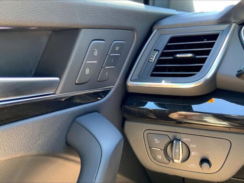 Used 2020 Audi Q5 2.0T Premium Plus AWD/4WD image 34