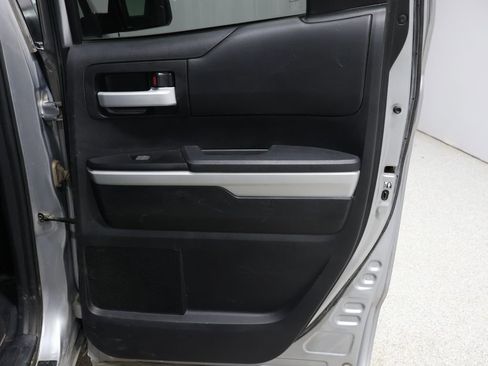 Used 2018 Toyota Tundra SR5 image 20