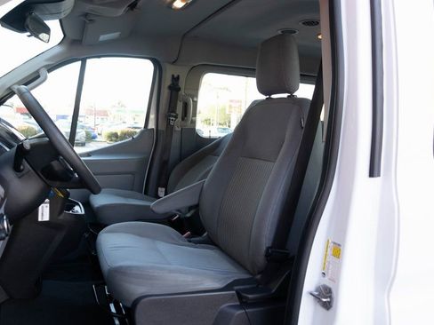 Used 2019 Ford Transit 350 XLT RWD image 18