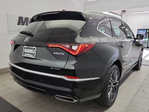 New 2026 Acura MDX SH-AWD w/ Advance Package image 4