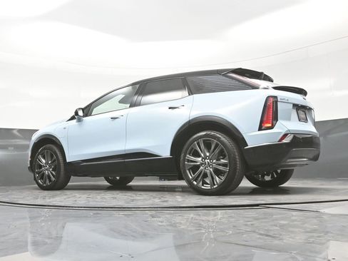 New 2026 Cadillac Optiq Sport 2 w/ LPO, Floor Liner Package AWD/4WD image 31
