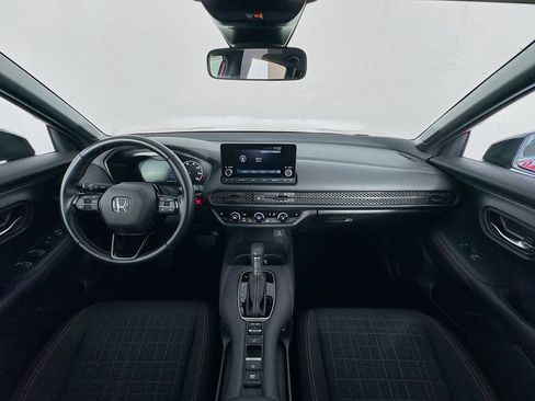Used 2025 Honda HR-V Sport image 37