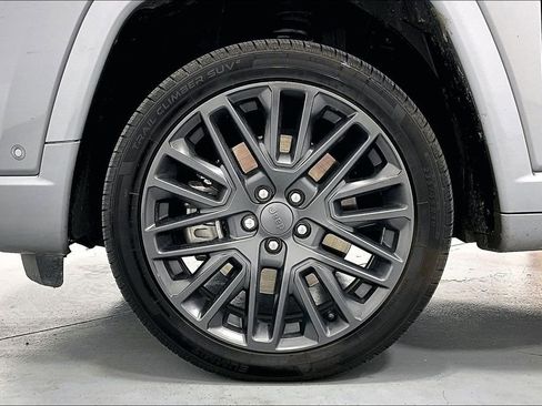 Used 2023 Jeep Compass High Altitude w/ Driver Assist Group I AWD/4WD image 10