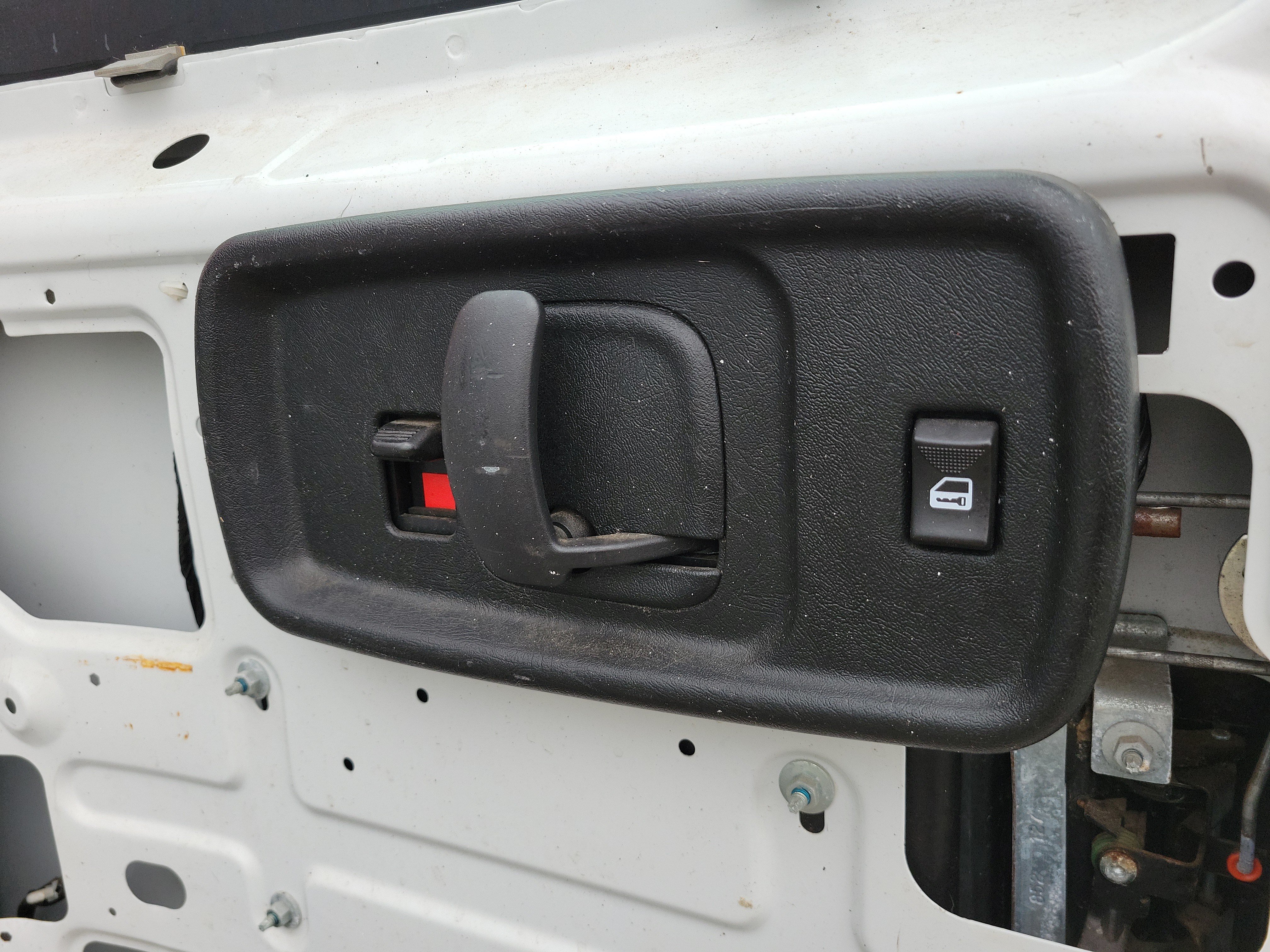 Used 2018 Chevrolet Express 2500 Extended RWD image 9