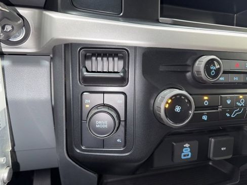 New 2026 Ford F250 XL w/ XL Chrome Package image 22