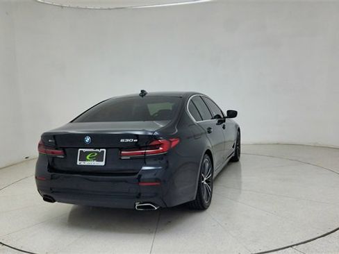 Used 2023 BMW 530e xDrive w/ Premium Package image 72