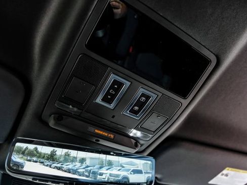 New 2026 Land Rover Defender 130 X-Dynamic SE AWD/4WD image 43