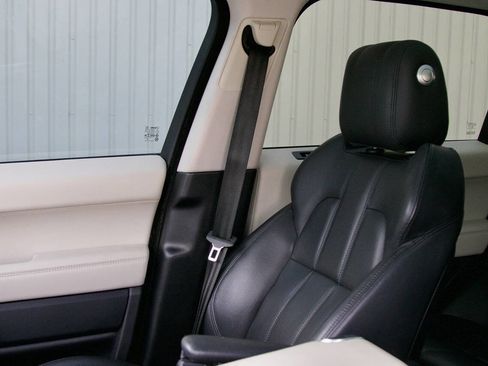 Used 2017 Land Rover Range Rover Sport HSE image 49