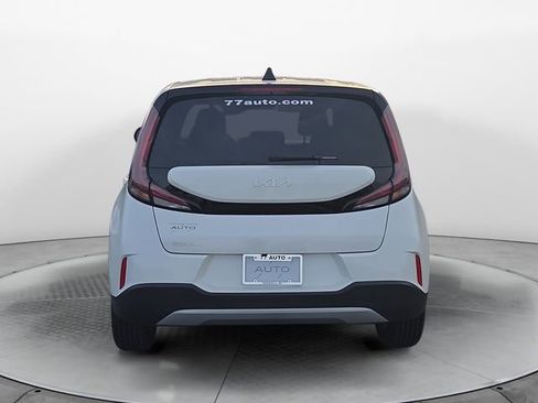 Used 2025 Kia Soul LX w/ Option Group 015 image 4