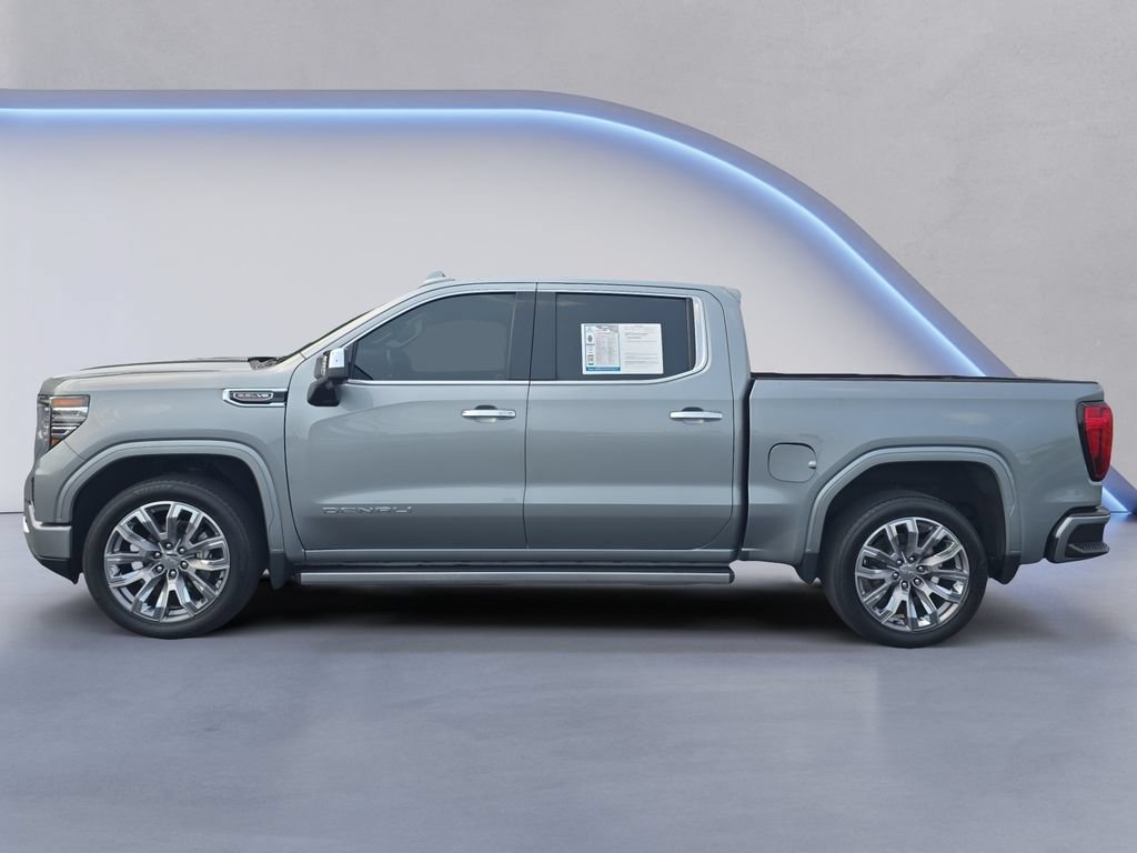 Used 2025 GMC Sierra 1500 Denali w/ Denali Reserve Package AWD/4WD image 2