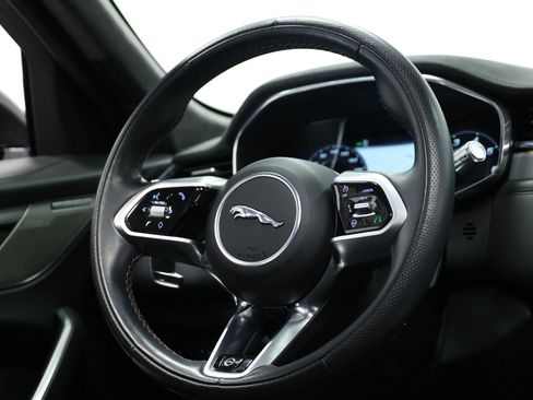 Used 2021 Jaguar F-PACE SVR image 88