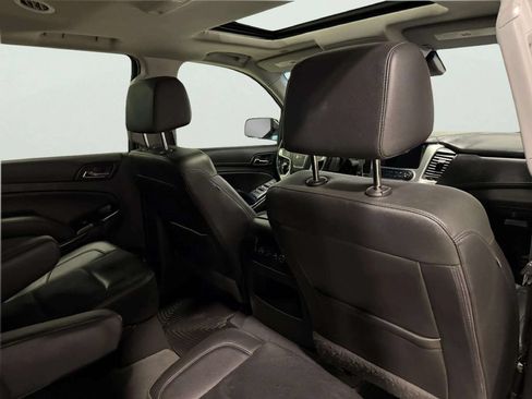 Used 2019 GMC Yukon SLT AWD/4WD image 25