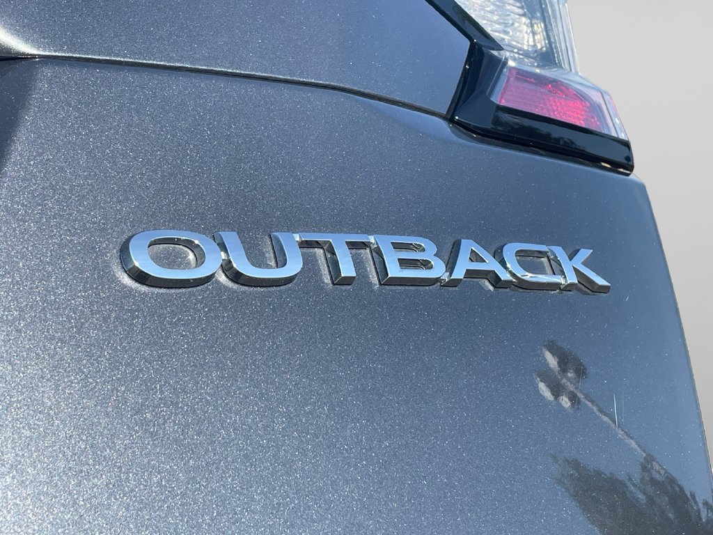 Used 2021 Subaru Outback Limited AWD/4WD image 18