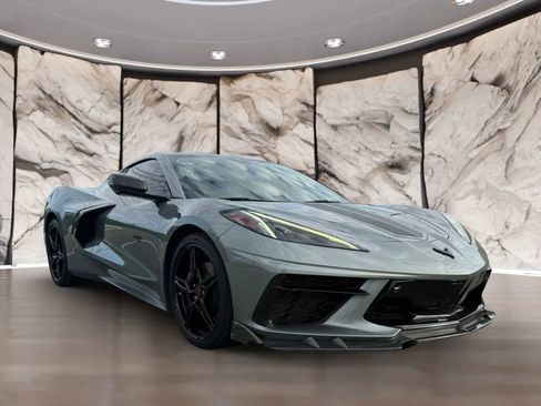 Used 2022 Chevrolet Corvette Stingray Preferred Cpe w/ 2LT RWD image 4