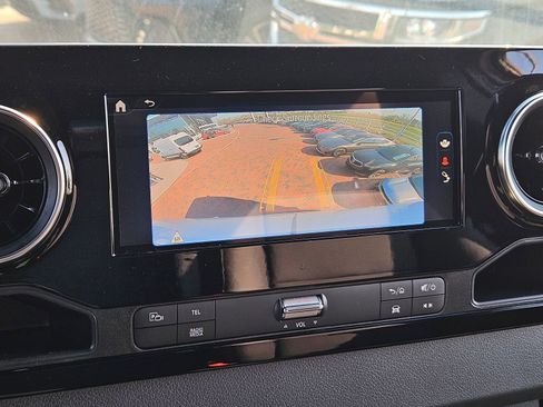 New 2024 Mercedes-Benz eSprinter 170 Cargo image 28