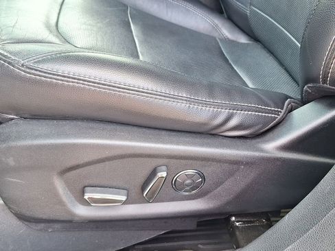 Used 2017 Ford Explorer Limited w/ Equipment Group 301A image 39