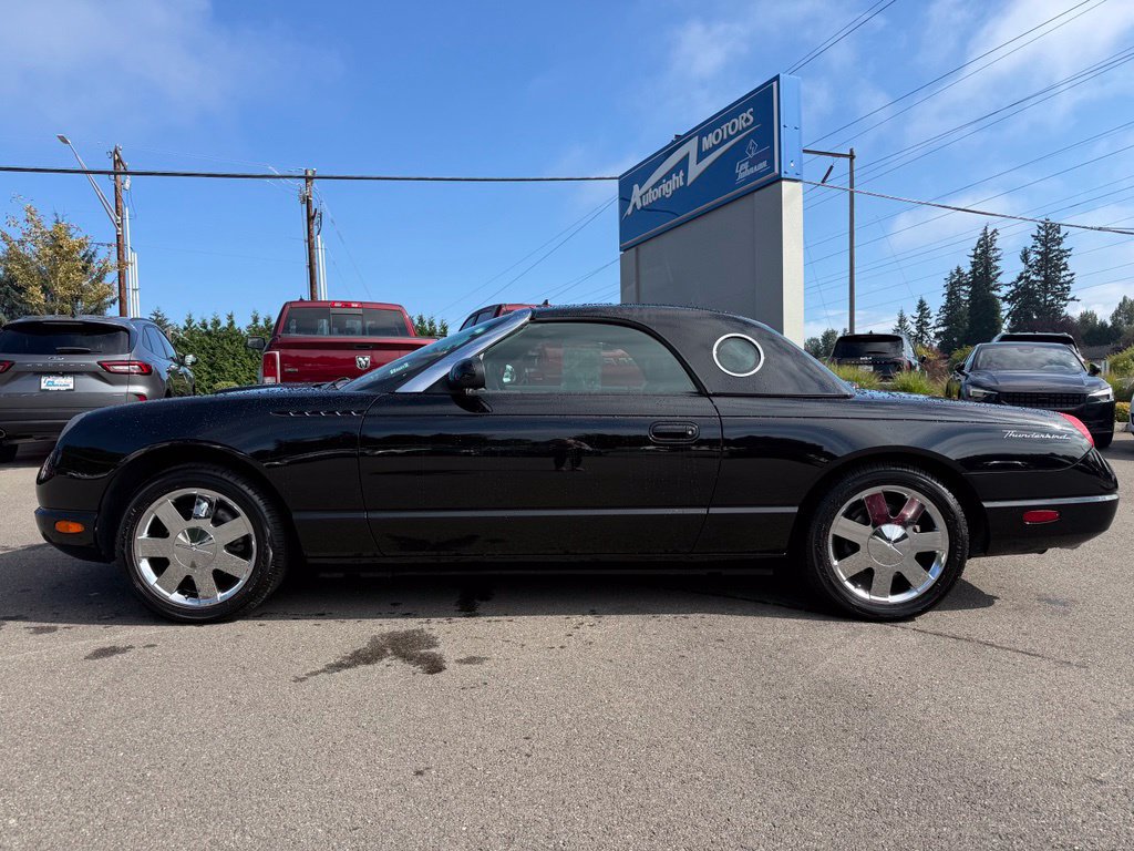 Used 2002 Ford Thunderbird RWD image 2