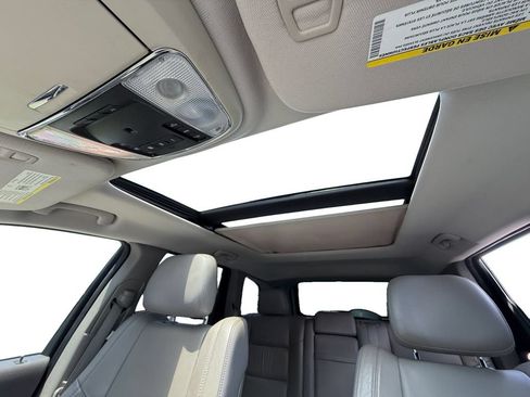 Used 2012 Jeep Grand Cherokee Laredo RWD image 12
