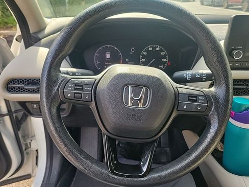 Used 2023 Honda HR-V LX image 15