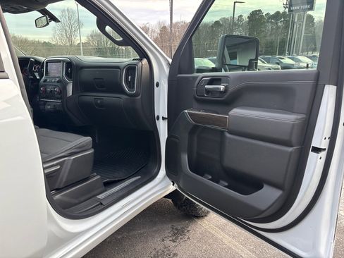 Used 2020 Chevrolet Silverado 2500 LT w/ All Star Edition image 45