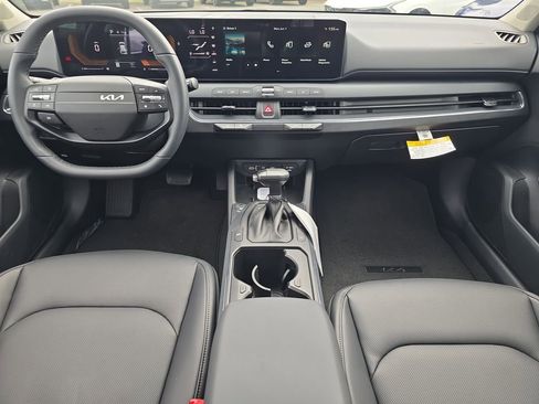New 2026 Kia K4 EX FWD image 13