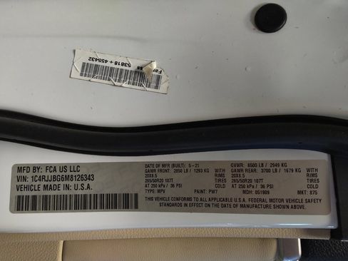 Used 2021 Jeep Grand Cherokee L Limited image 33