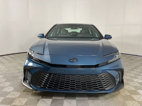 New 2026 Toyota Camry SE image 2