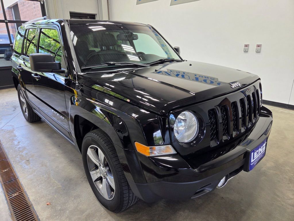 Used 2017 Jeep Patriot High Altitude AWD/4WD image 2