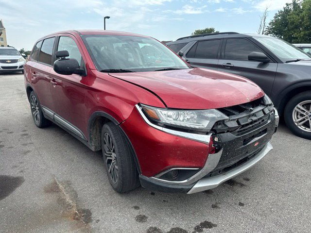 Used 2017 Mitsubishi Outlander ES FWD image 1