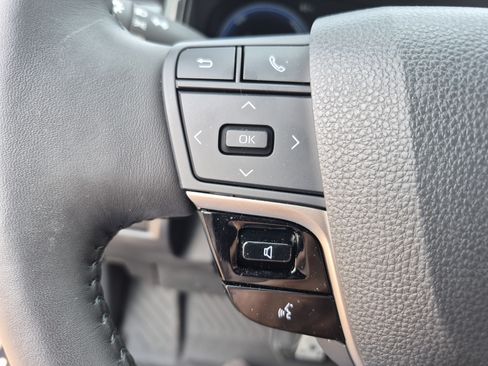 Used 2026 Toyota Camry XSE FWD image 27