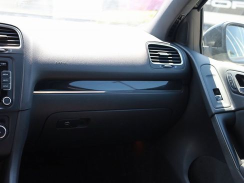 Used 2010 Volkswagen GTI 4-Door image 20