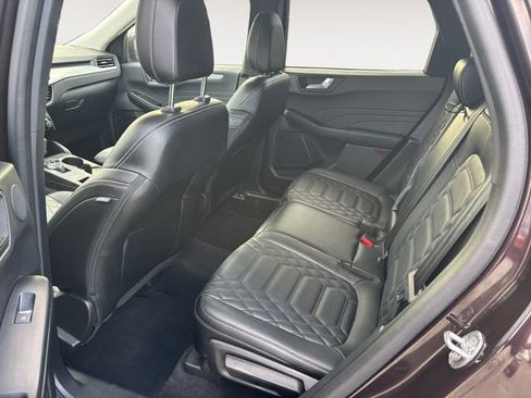 Certified 2023 Ford Escape Platinum w/ Premium Technology Package AWD/4WD image 15