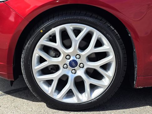 Used 2014 Ford Fusion Titanium FWD image 9
