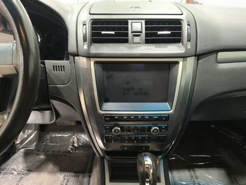 Used 2010 Ford Fusion SEL FWD image 26
