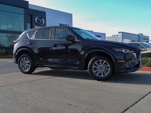 Certified 2025 MAZDA CX-5 AWD 2.5 S w/ Preferred Package image 4