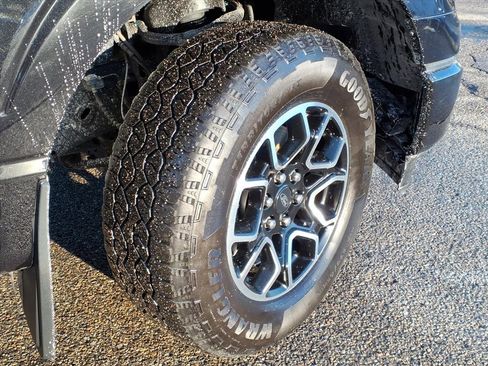 Used 2023 Ford F150 XL w/ Trailer Tow Package image 9