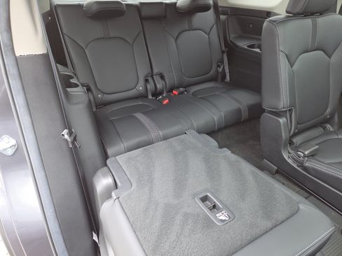 Used 2024 Honda Pilot Touring image 26
